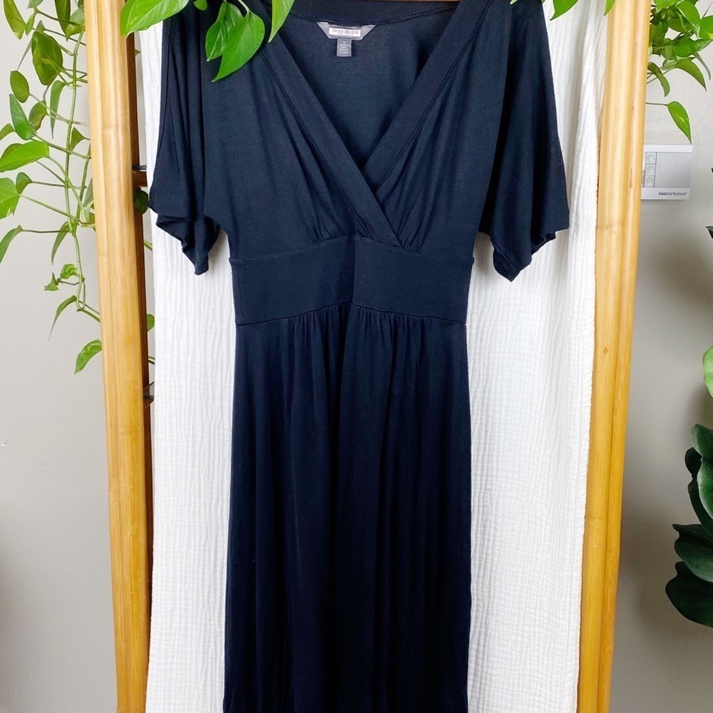 VOCABULARY‎ BLACK DRESS FLARE SLEEVE​​​​​